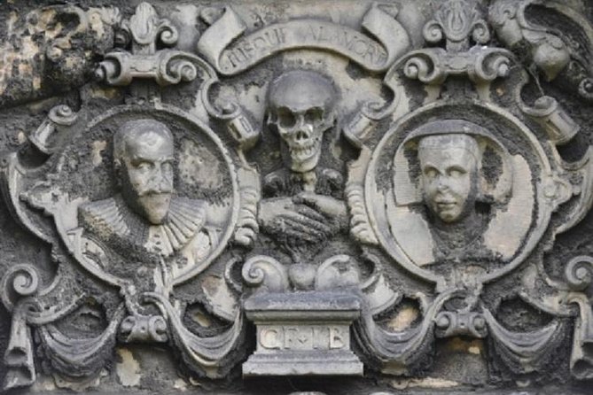 Private Greyfriars Kirkyard history tour - The first look inside the kirkyard