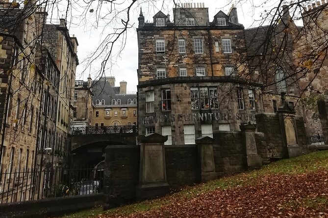 Private one hour Harry Potter walking tour - A guide who handles families well