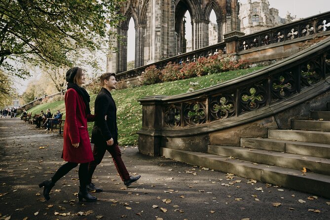 Private Photoshoot in Edinburgh with a Professional Photographer - The Royal Mile: medieval character in every direction