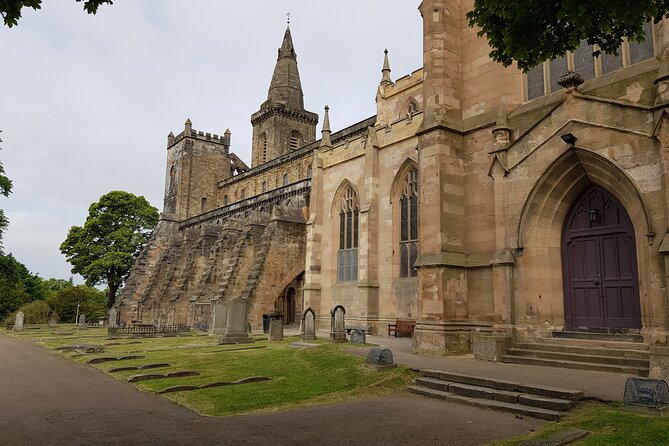 Private St Andrews, Dunfermline and Fife Day Tour from Edinburgh - What your driver-guide adds