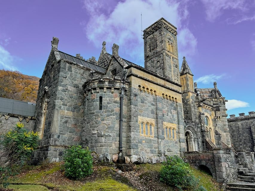 Private Tour of Highlands, Lochs & Castles from Edinburgh - The Kelpies and the journey home