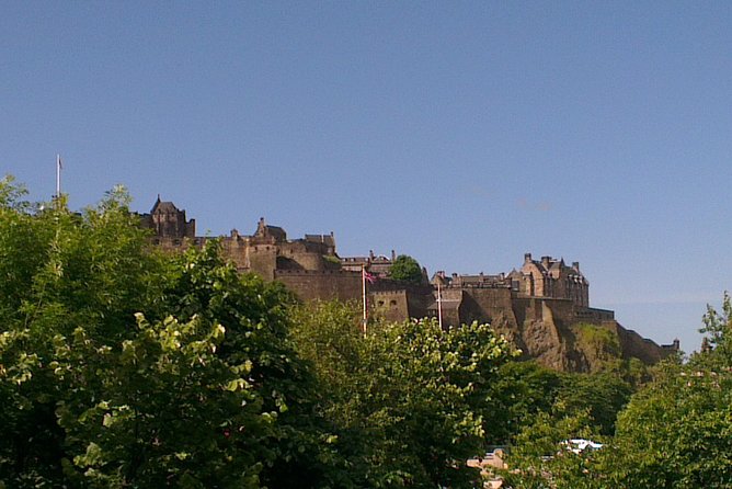 Private Walk: Edinburgh Old Town and New Town - Calton Hill and possible village stops