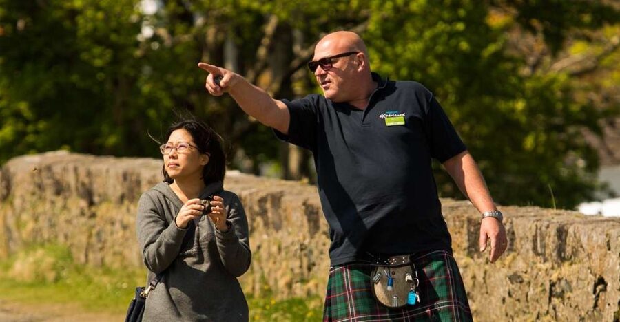 Rosslyn Chapel, Stirling Castle & Dunfermline Abbey Tour - Key points at a glance