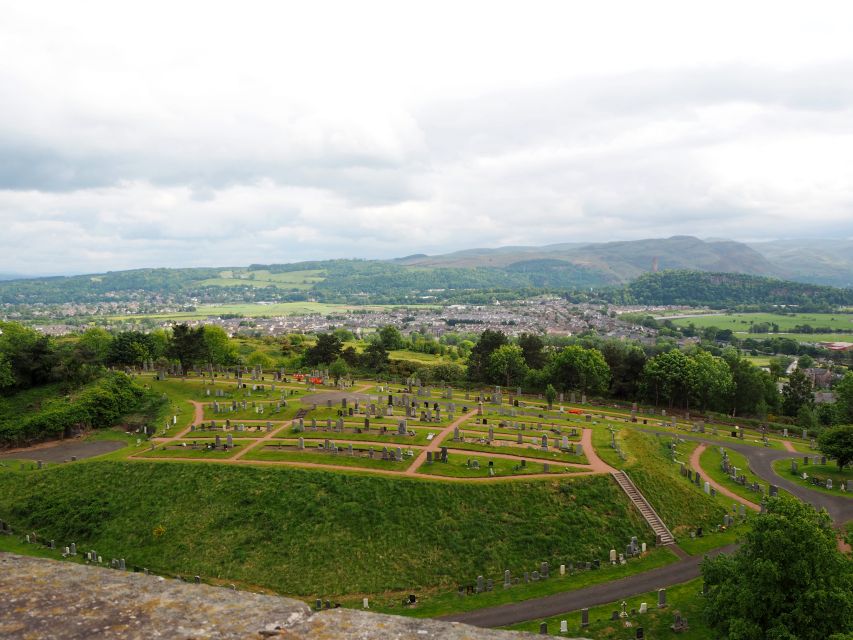 Rosslyn Chapel, Stirling Castle & Dunfermline Abbey Tour - Four major Scottish stories in one day
