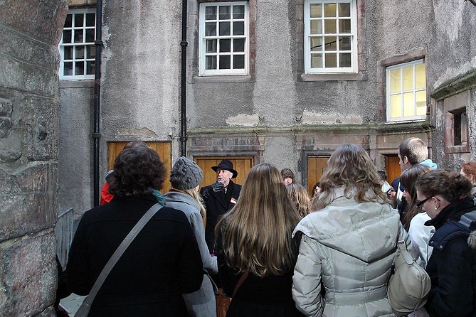 Royal Mile and Edinburgh Castle - Small Group Walking Tour - What the $70.39 price is really buying