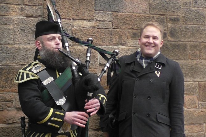 Royal Mile and Old Town Walking Tour - James Court, the Jolly Judge, and Edinburgh’s character