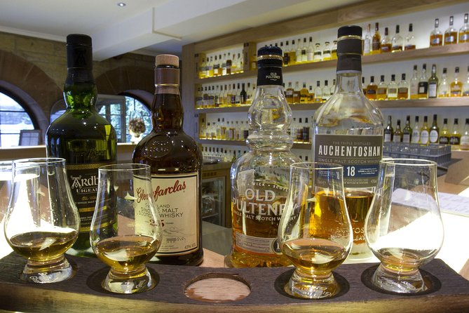 Scotch Tour Edinburgh with a Local Expert: Private & 100% Personalized - Four tastings, four regions, and a gentle whisky lesson