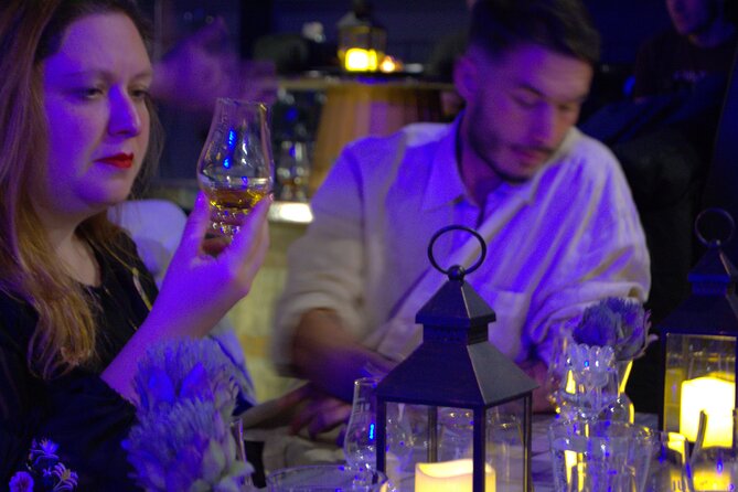 Scotch Whisky Tasting - The True Spirit of Scotland - The whisky bar and the shape of the tasting