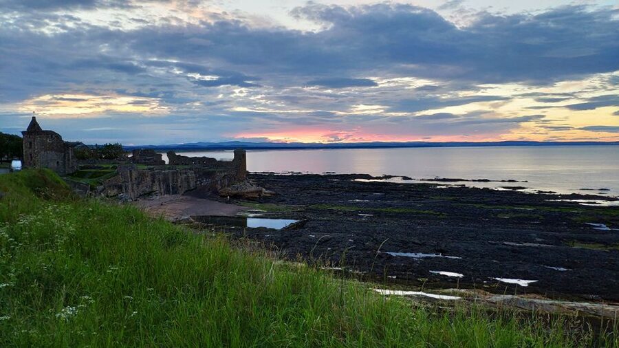 St Andrews: 90-Minute Historical Walking Tour - Why St Andrews rewards a history-first walk