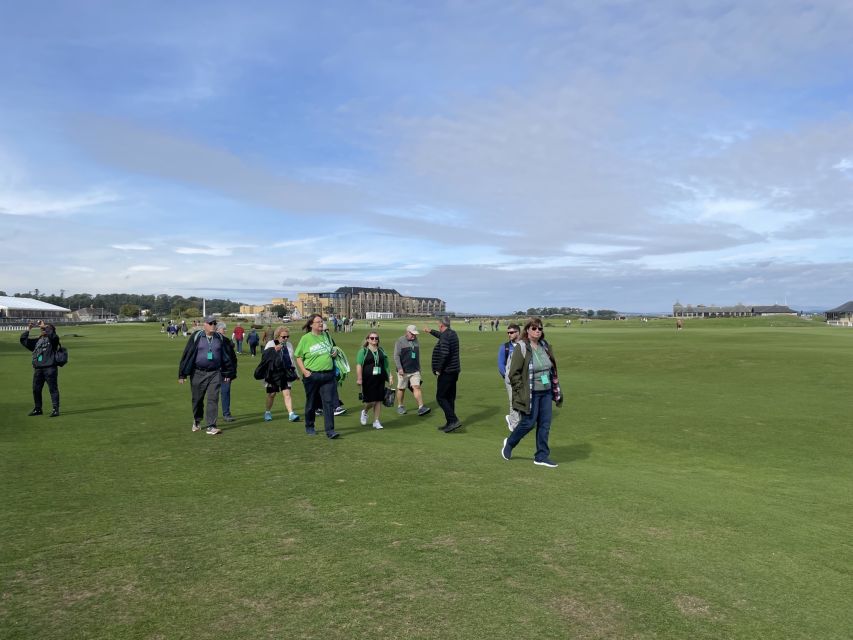 St Andrews: Golf Origins and Old Course History Tour - A drink at the Jigger Inn after the walk