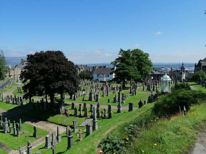 Stirling: Daily Guided Walking Tour (11am & 2pm) - The Church of the Holy Rude