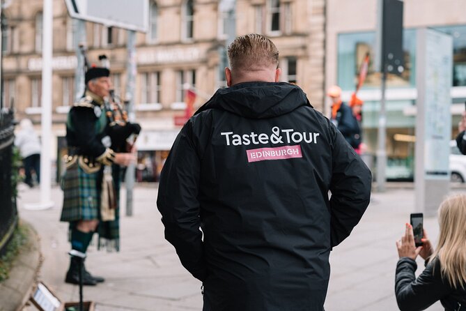 Taste & Tour: Edinburgh Food Tour with Drinks - Key details before you book