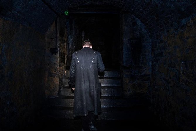 Terror Walking Tour in Edinburgh - The torture exhibition and Edinburgh’s harsher past