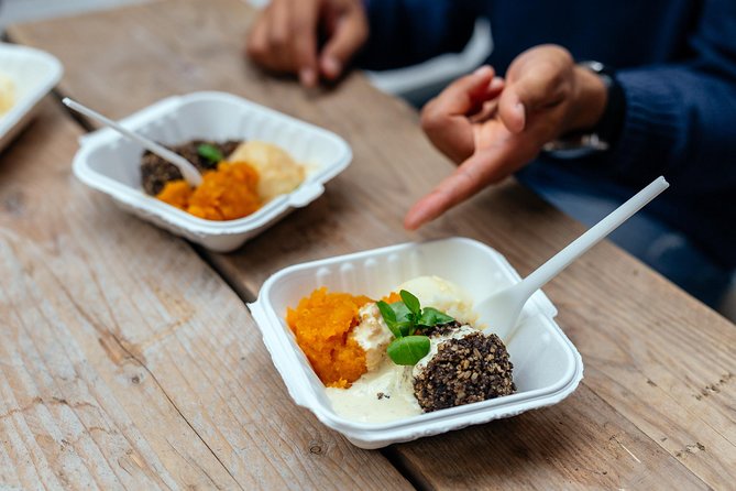 The 10 Tastings of Edinburgh With Locals: Private Food Tour - Lady Stair’s Close and the Writers’ Museum