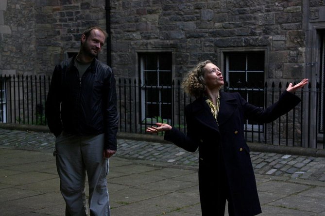The Edinburgh Literary Pub Tour - How the New Town finish changes the evening