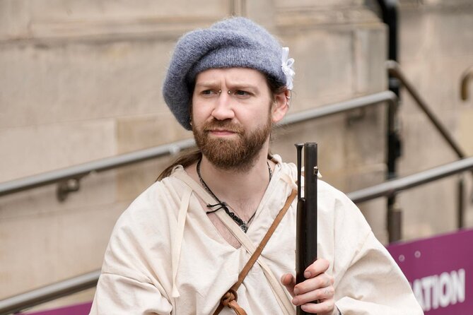 The History Behind Outlander Tour - Bakehouse Close and the printshop setting