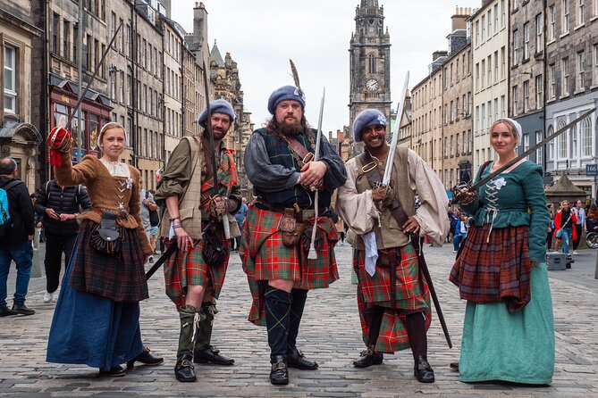 The History Behind Outlander Tour - Starting on the Royal Mile at 2 pm