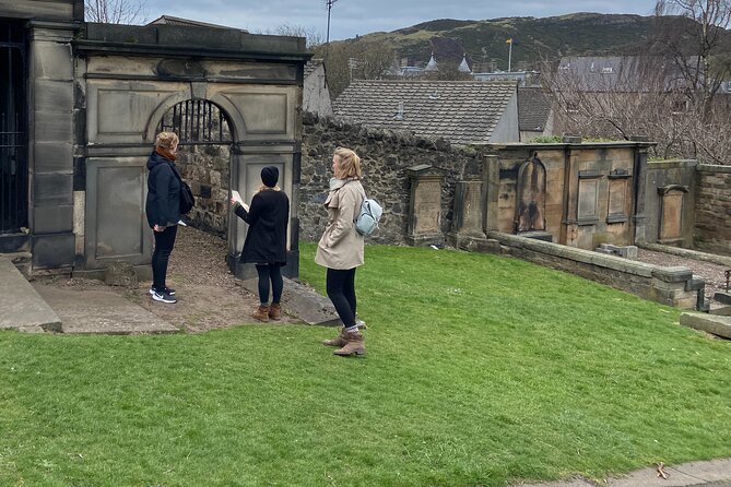 The Pirate's Riddle: An Outdoor Treasure Hunt - Calton Hill is your pirate starting point