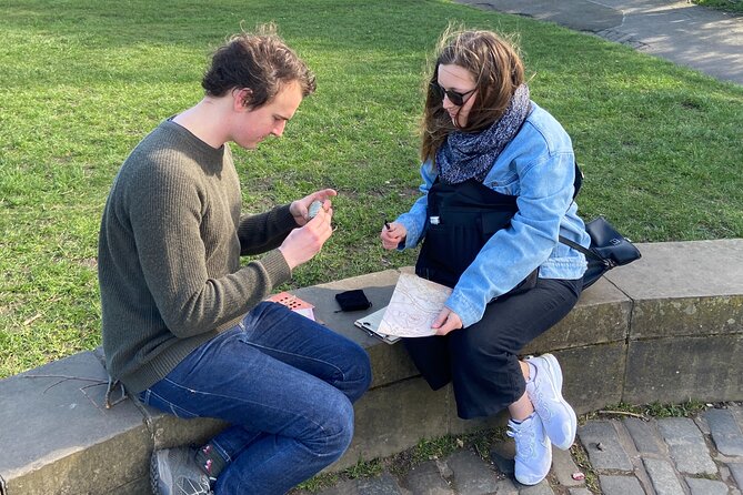 The Pirate's Riddle: An Outdoor Treasure Hunt - Walking on Calton Hill