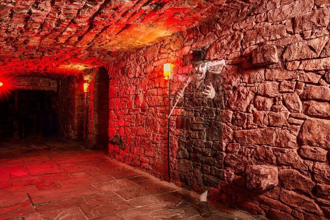 The World Famous Underground Ghost Tour - A ghost tour that begins above ground