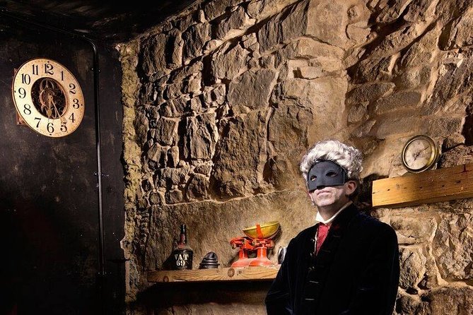 The World Famous Underground Ghost Tour - Greyfriars Kirkyard after dark