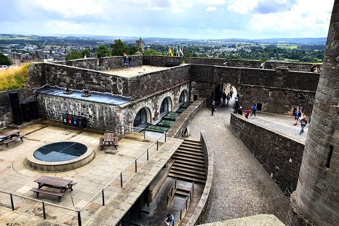 Wallace monument, Stirling Castle, Linlithgow Palace Private Tour - Who should book this private tour?